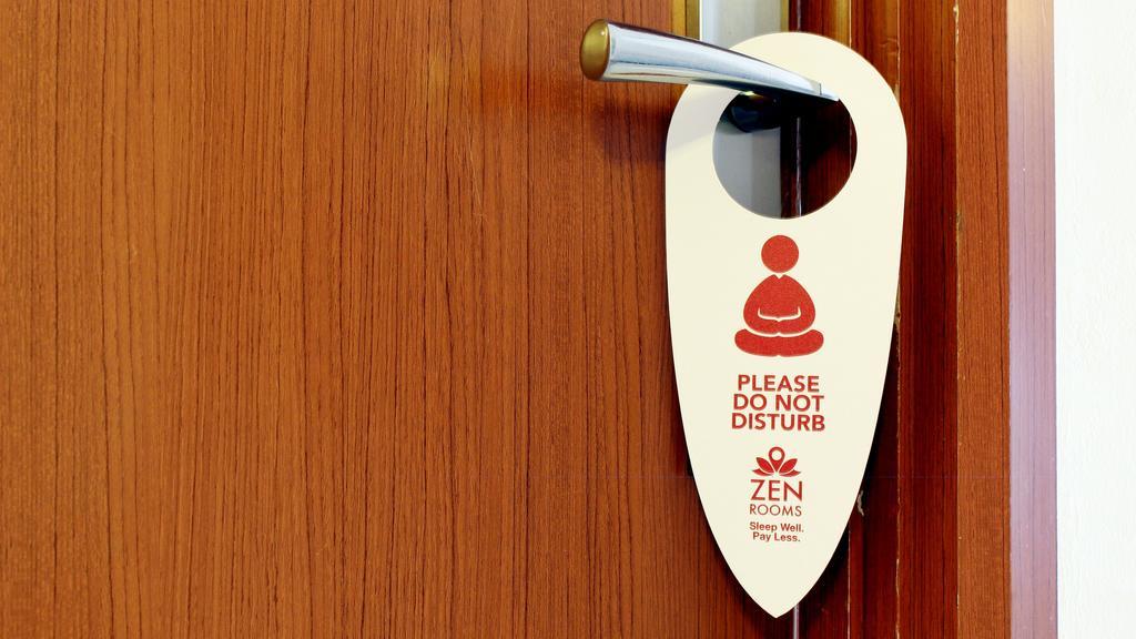 Zen Rooms Sanur Blanjong Sekawaru Екстериор снимка