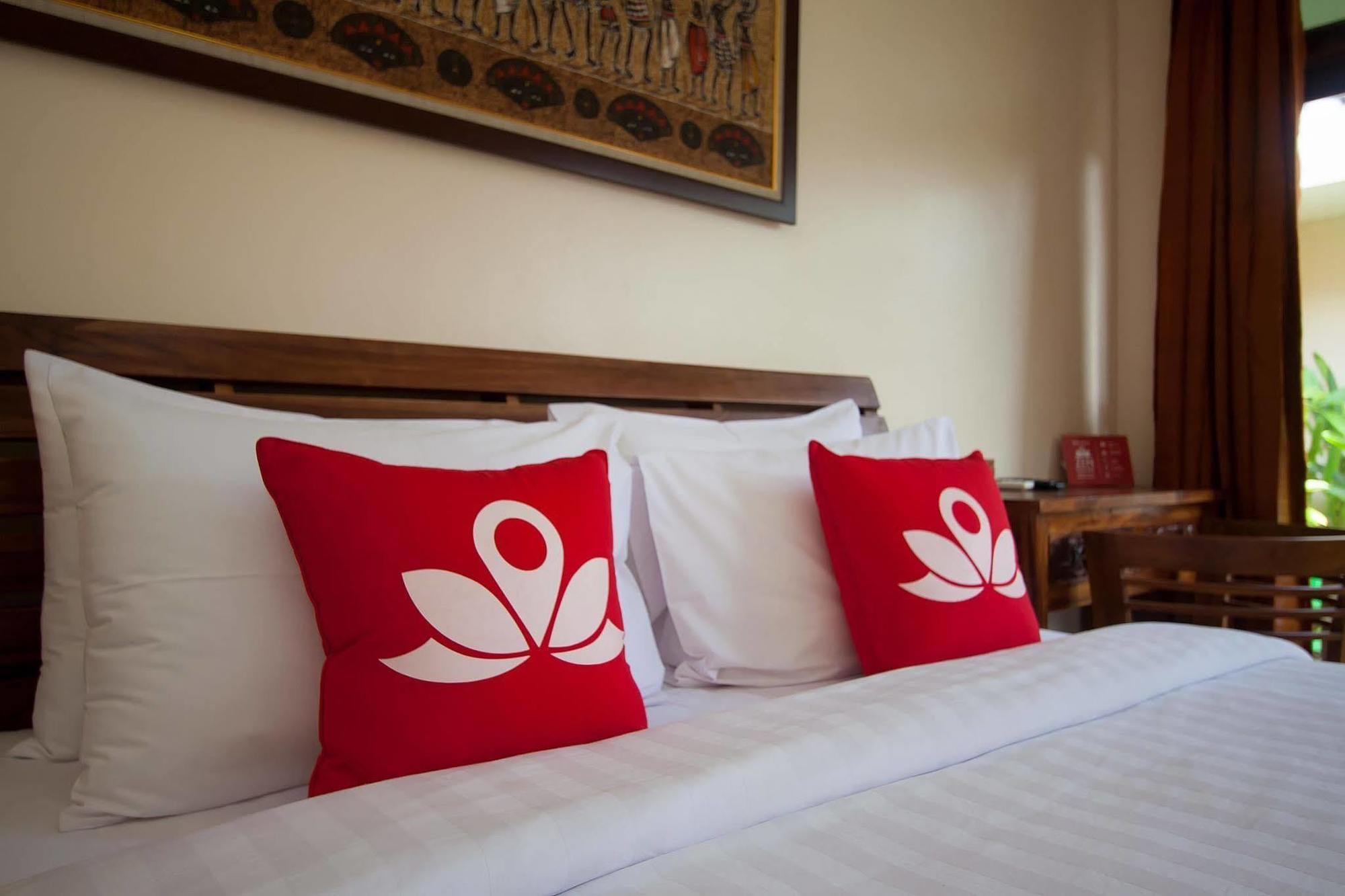 Zen Rooms Sanur Blanjong Sekawaru Екстериор снимка