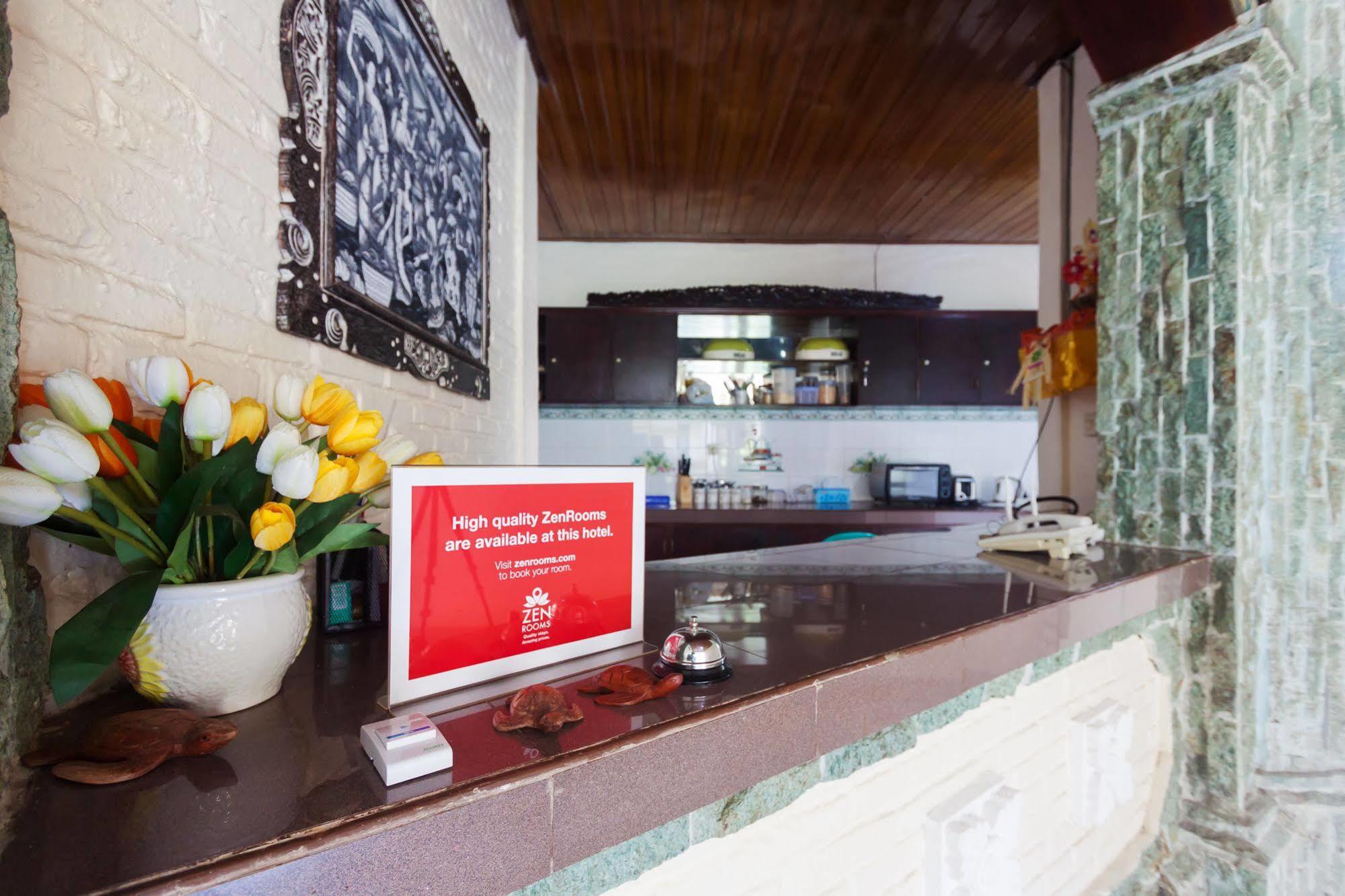 Zen Rooms Sanur Blanjong Sekawaru Екстериор снимка